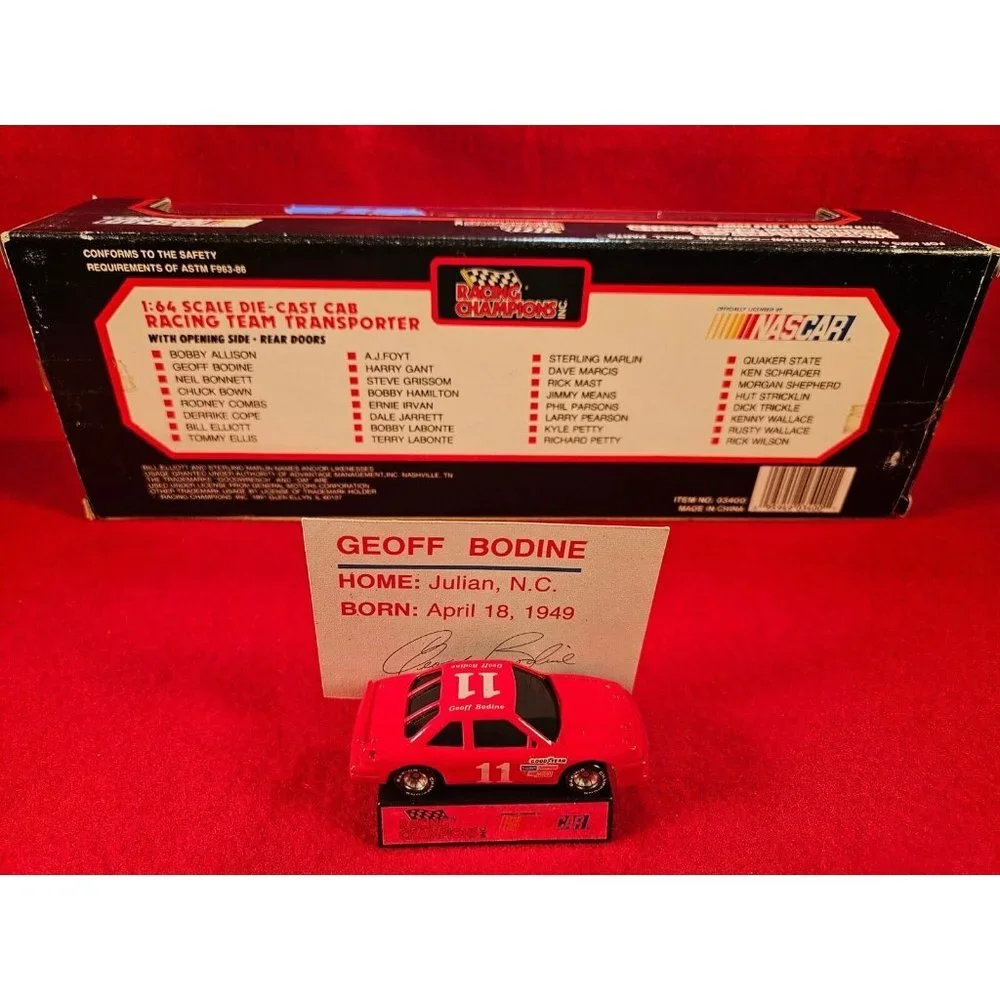 GEOFF BODINE NASCAR‎ TRANSPORTER BUNDLE w/MATCHING STOCKCAR & PLAYER CARD